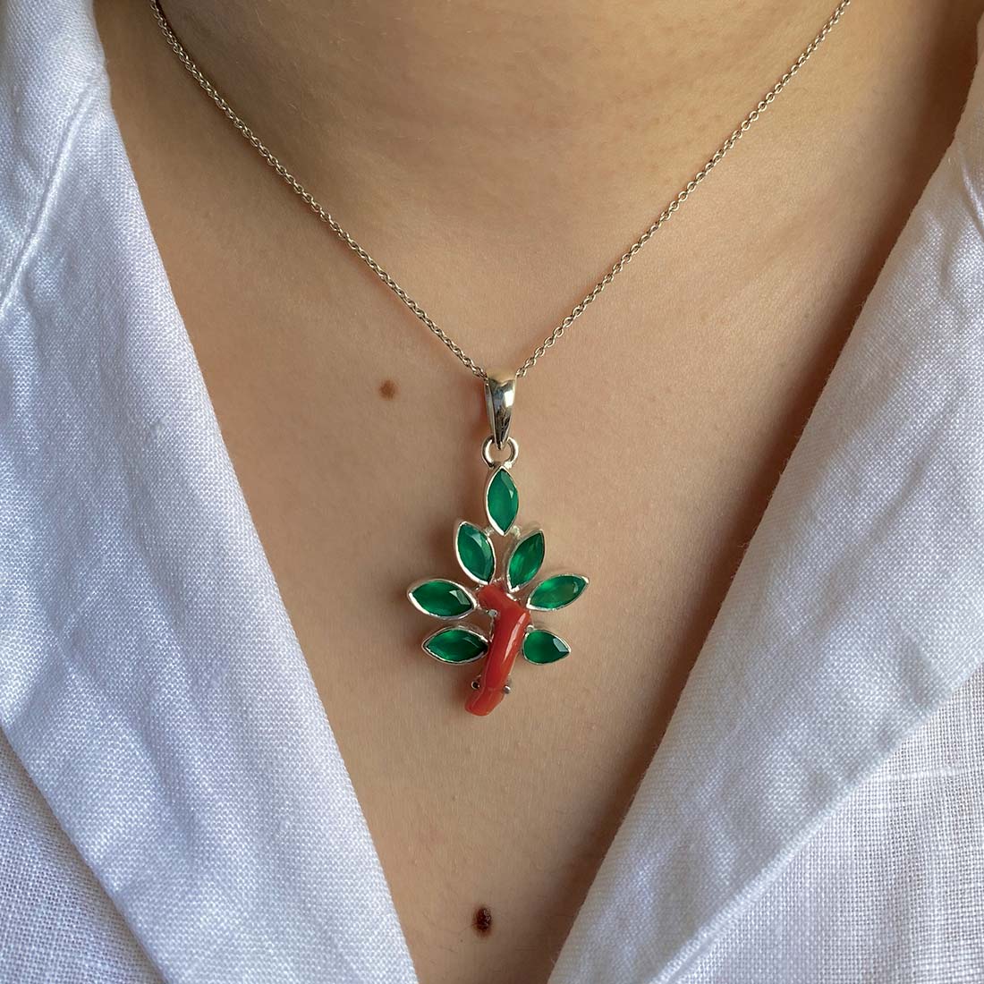 Red Coral / Green Onyx Pendant-(COR-P-79)